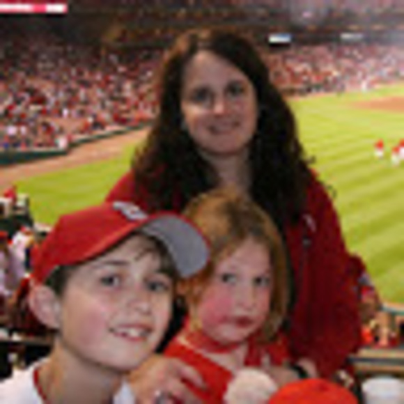 Meet your Posher, Elena - Picture 1 of 1